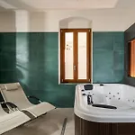 Parma E Oriente Wellness & 호텔 몬테카티니테르메