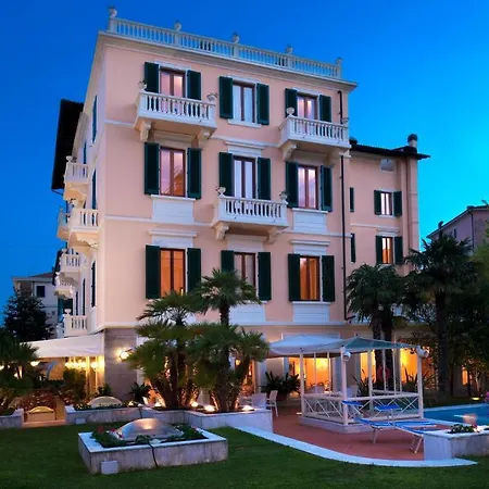 Parma E Oriente Wellness & Hotel 4*