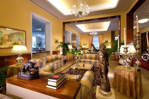 Parma E Oriente Wellness & 호텔 몬테카티니테르메