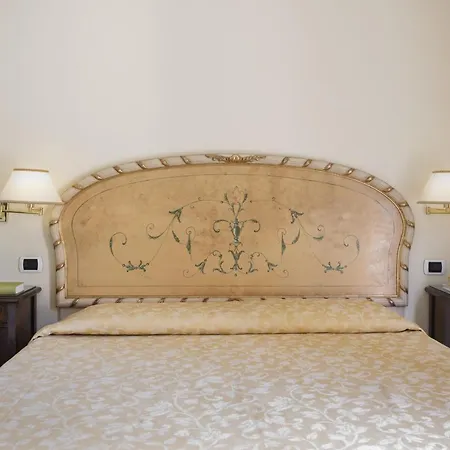 Parma E Oriente Wellness & Hotel 4*