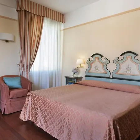 Hotell Parma E Oriente Wellness & Montecatini Terme