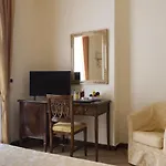 فندق Parma E Oriente Wellness & 4*