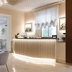 فندق Parma E Oriente Wellness & مونتيكاتيني تيرمي