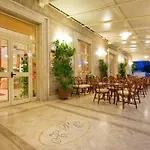 فندق Parma E Oriente Wellness & مونتيكاتيني تيرمي
