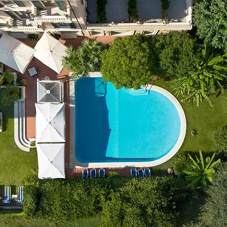 Parma E Oriente Wellness & מלון מונטה קטיני טרמה