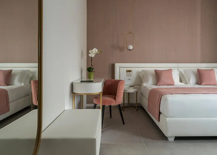 מלון Parma E Oriente Wellness & 4*