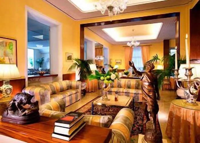 מלון Parma E Oriente Wellness & מונטה קטיני טרמה