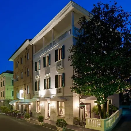 Parma E Oriente Wellness & 酒店 4*