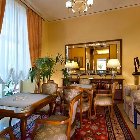 Parma E Oriente Wellness & 酒店 4*